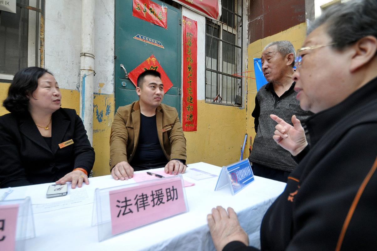 ai可辅助法律专业人士,但在全面,深入的法律咨询方面仍需人类.ai替代